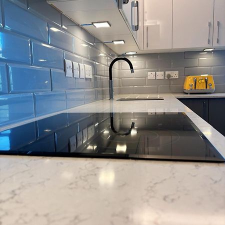 Double Bedroom In Clapham London Exteriör bild