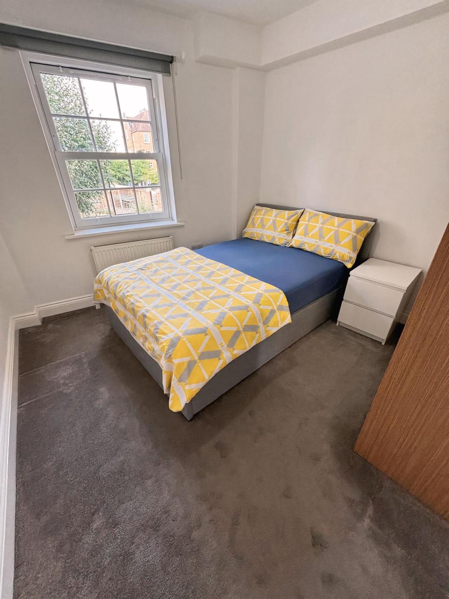 Double Bedroom In Clapham London Exteriör bild